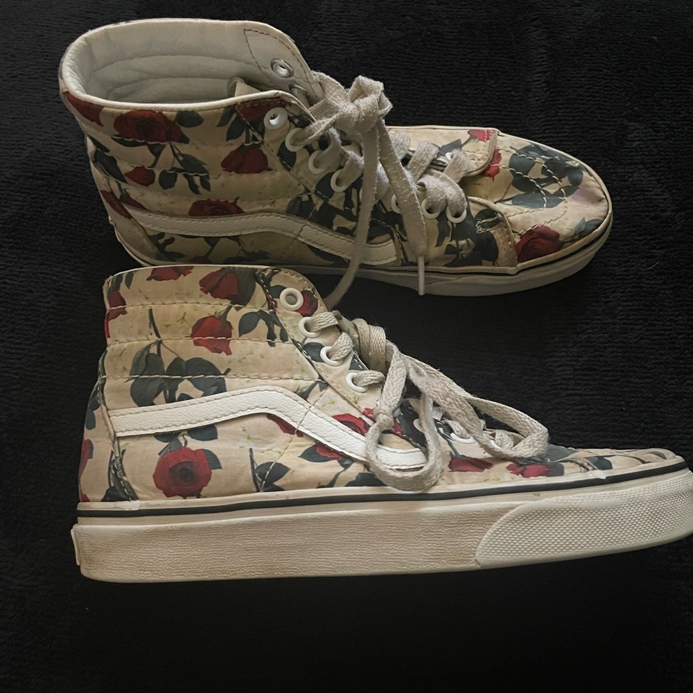 Vans Women's Floral High-Top Sneakers - Red and Cream